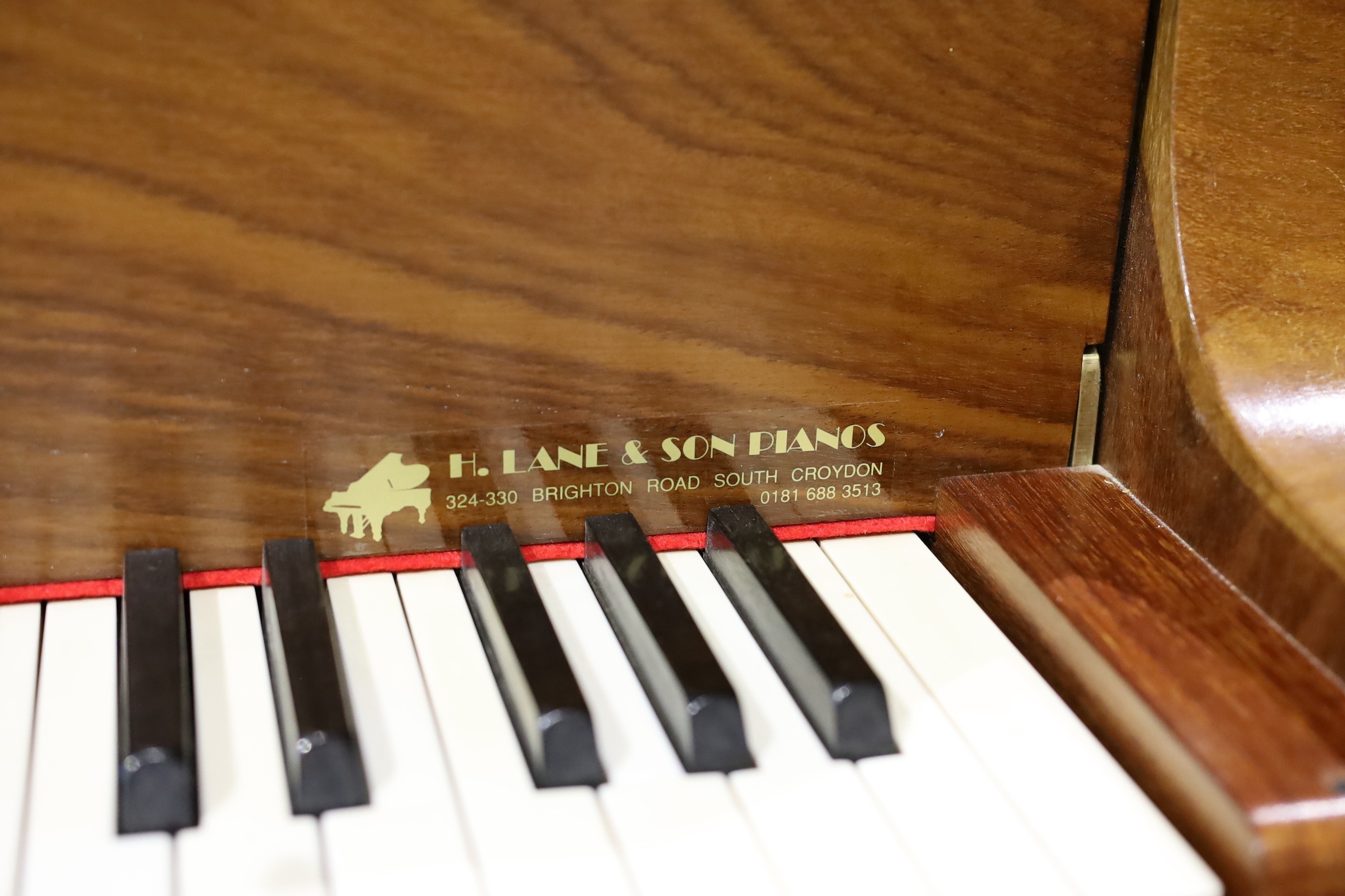 A Steinway & Sons of New York Patent Grand Construction mahogany cased piano, no.157302, width 148cm depth 180cm height 97cm